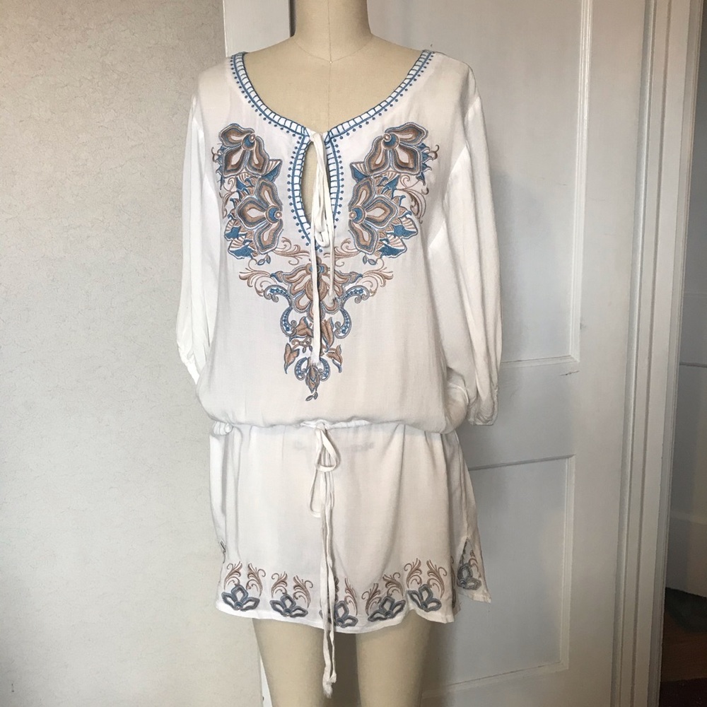 Cecico embroidered tunic top